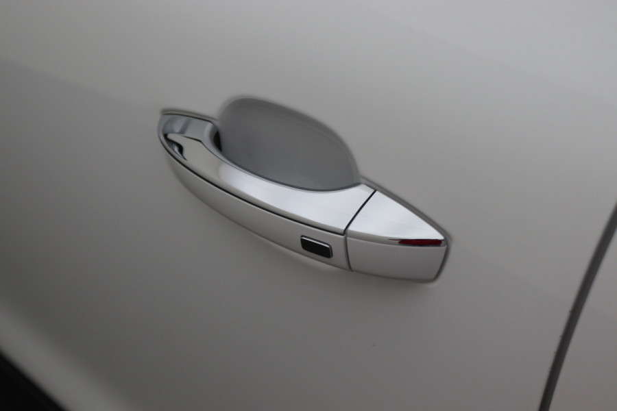 MG EHS 1.5 TGDI Luxury