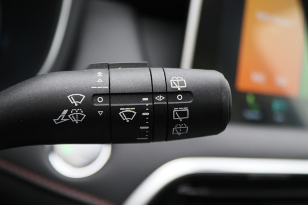 MG EHS 1.5 TGDI Luxury