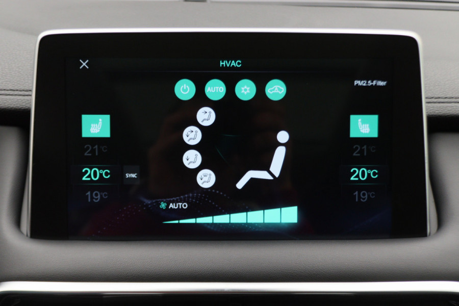 MG EHS 1.5 TGDI Luxury