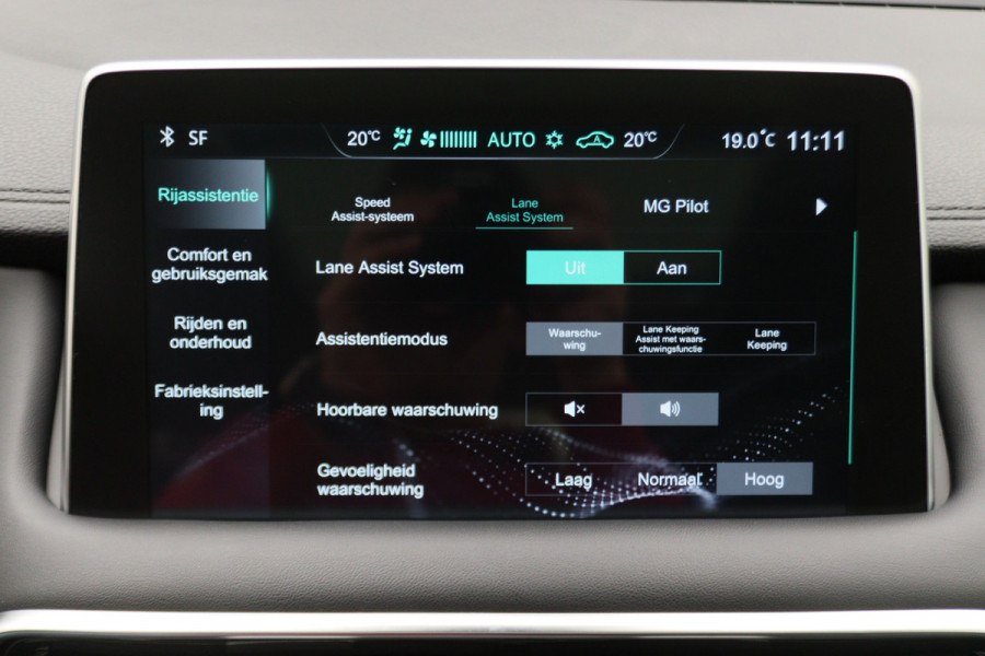 MG EHS 1.5 TGDI Luxury