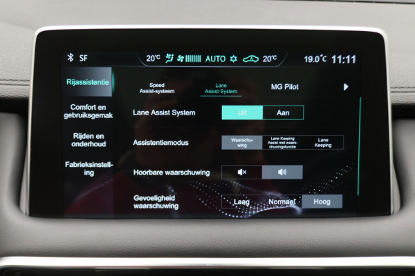 MG EHS 1.5 TGDI Luxury