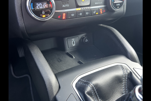 Ford FOCUS Wagon 1.5 EcoB. Active Bns