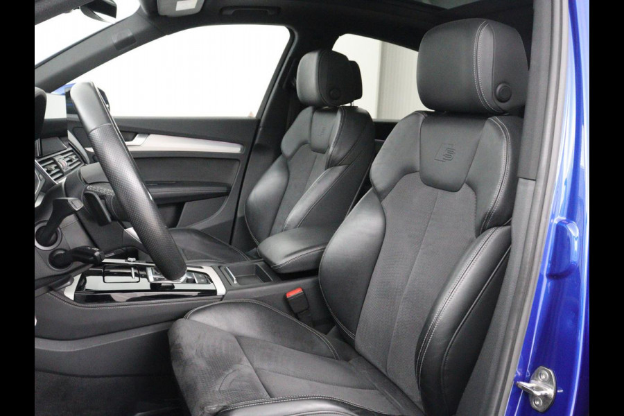 Audi Q5 Sportback 55 TFSIe S edition | Panoramadak | Bang & Olufsen | Stoelverwarming | Adaptive cruise | Luchtvering | Matrix LED | 21'' | Carplay | Half leder | Navigatie | Camera | S Line | PHEV | Plug In