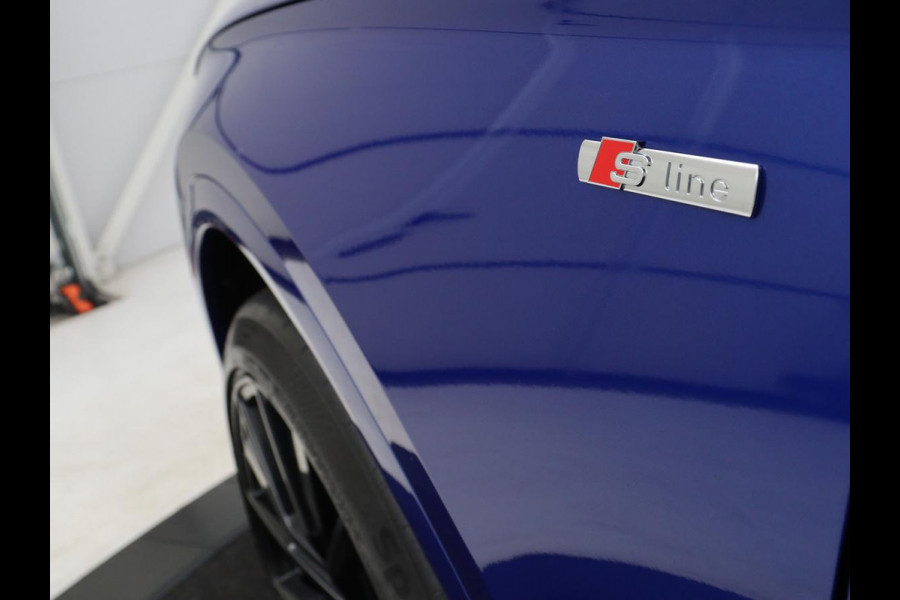 Audi Q5 Sportback 55 TFSIe S edition | Panoramadak | Bang & Olufsen | Stoelverwarming | Adaptive cruise | Luchtvering | Matrix LED | 21'' | Carplay | Half leder | Navigatie | Camera | S Line | PHEV | Plug In