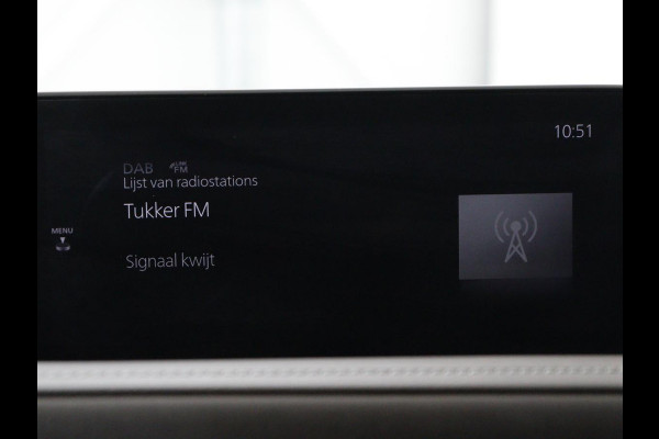 Mazda CX-30 2.0 e-SkyActiv-X M Hybrid Luxury | Stoelverwarming | Head-Up | Leder | Bose Surround | Camera | Carplay | Keyless | Navigatie | Full LED | Stuurverwarming | Climate control