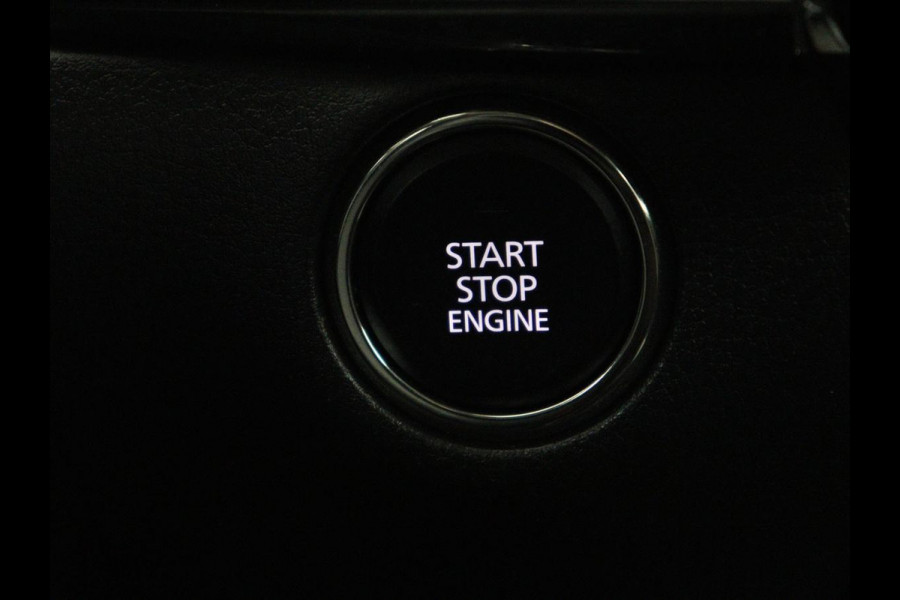 Mazda CX-30 2.0 e-SkyActiv-X M Hybrid Luxury | Stoelverwarming | Head-Up | Leder | Bose Surround | Camera | Carplay | Keyless | Navigatie | Full LED | Stuurverwarming | Climate control