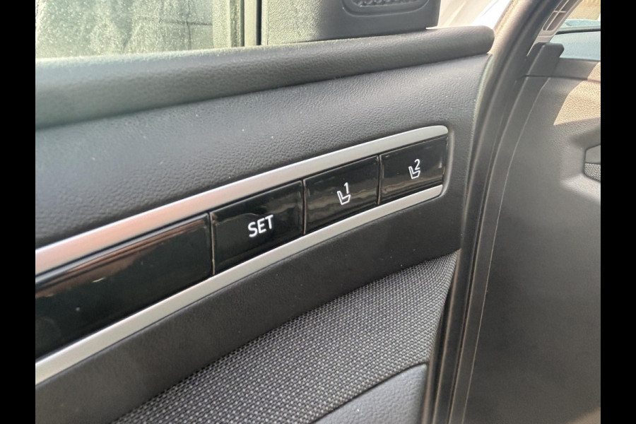 Hyundai Tucson 1.6 T-GDI PHEV Premium Sky 4WD | Bellen voor bezichtiging  | SCI |  Panoramadak | Dealer onderhouden | Leder | Achteruitrijcamera