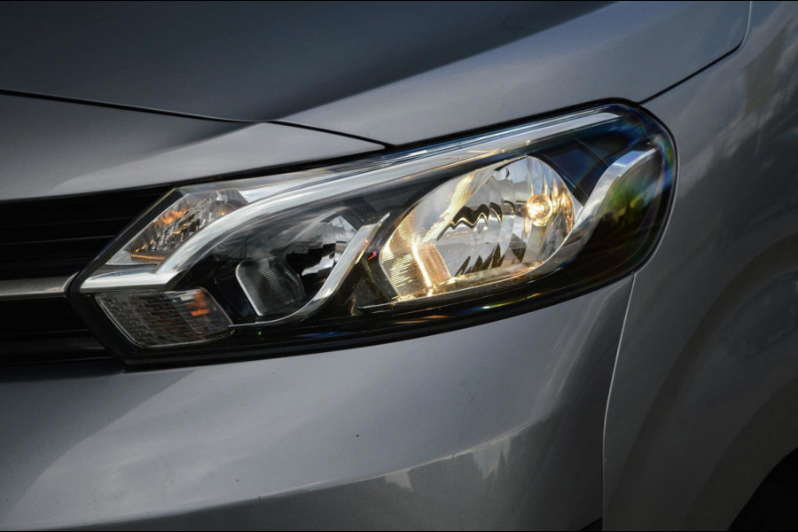 Toyota Proace Shuttle 1.5 D-4D Navigator Medium