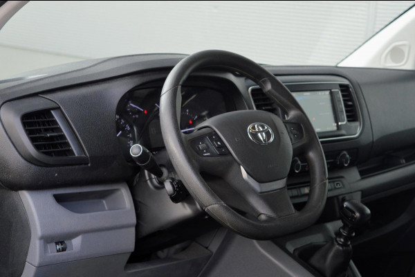 Toyota Proace Shuttle 1.5 D-4D Navigator Medium