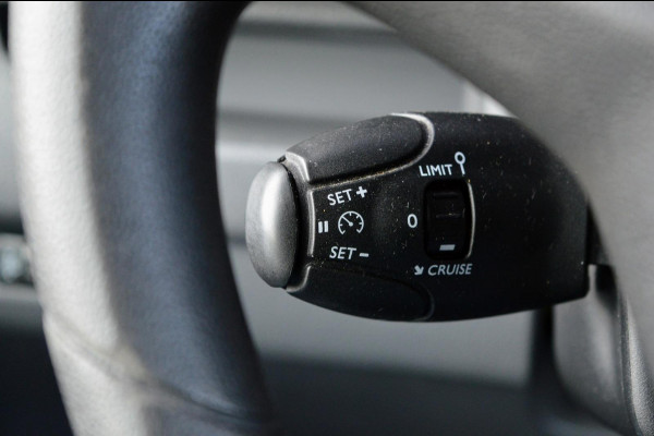 Toyota Proace Shuttle 1.5 D-4D Navigator Medium