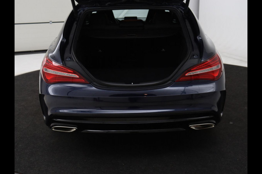 Mercedes-Benz CLA-Klasse Shooting Brake 180 AMG | Stoelverwarming | Leder/Alcantara | Harman/Kardon | Camera | Full LED | Carplay | Navigatie | Cruise control | Airco | Park Assist