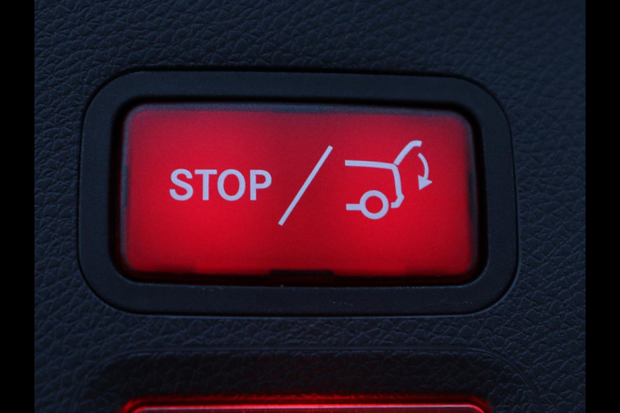 Mercedes-Benz CLA-Klasse Shooting Brake 180 AMG | Stoelverwarming | Leder/Alcantara | Harman/Kardon | Camera | Full LED | Carplay | Navigatie | Cruise control | Airco | Park Assist