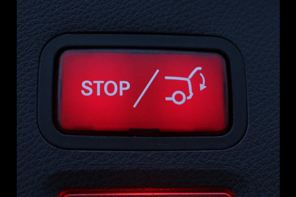 Mercedes-Benz CLA-Klasse Shooting Brake 180 AMG | Stoelverwarming | Leder/Alcantara | Harman/Kardon | Camera | Full LED | Carplay | Navigatie | Cruise control | Airco | Park Assist