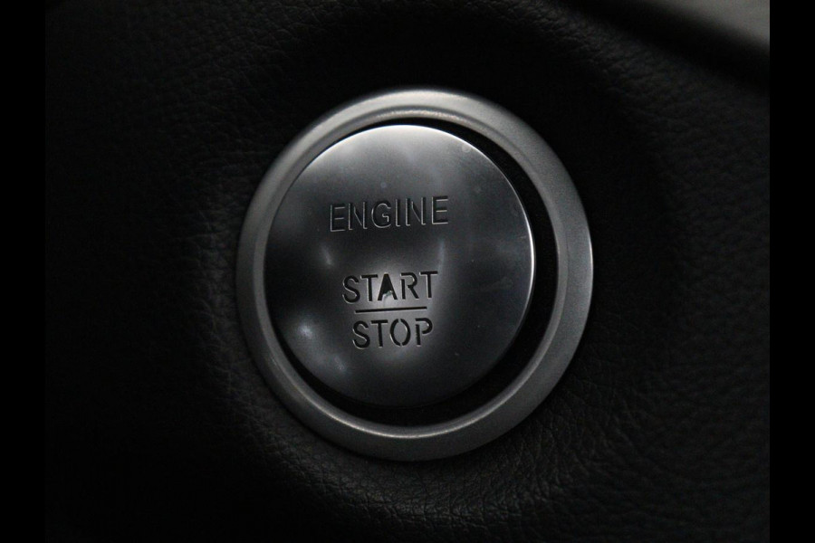 Mercedes-Benz CLA-Klasse Shooting Brake 180 AMG | Stoelverwarming | Leder/Alcantara | Harman/Kardon | Camera | Full LED | Carplay | Navigatie | Cruise control | Airco | Park Assist