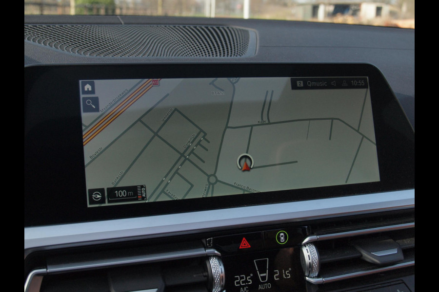 BMW 3 Serie 318i High Executive | Laser Led | Schuifdak | Camera | Sfeerverlichting | Sport stoelen leer | Zwarte Hemel |