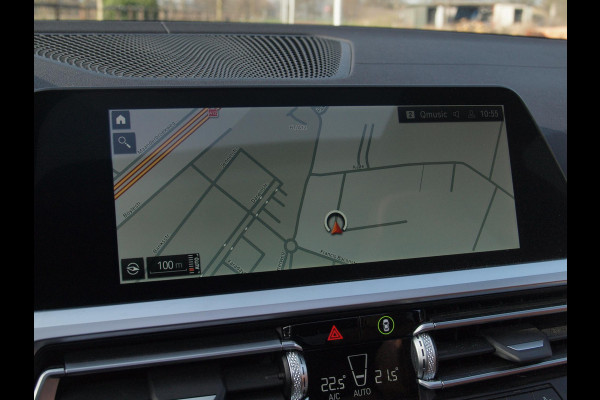 BMW 3 Serie 318i High Executive | Laser Led | Schuifdak | Camera | Sfeerverlichting | Sport stoelen leer | Zwarte Hemel |