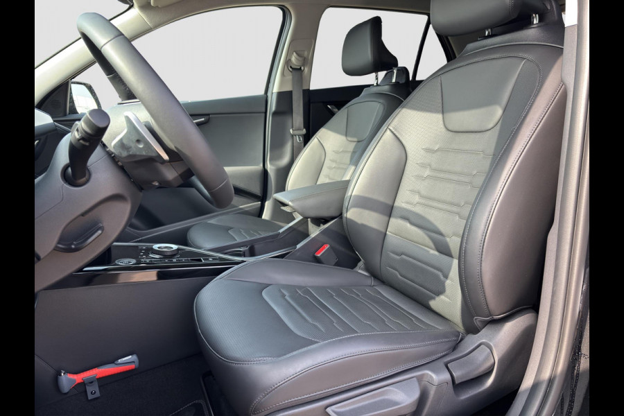 Kia Niro 1.6 GDi PHEV DynamicPlusLine Automaat | Leder | Stoel- en Stuurverwarming | Adapt. Cruise | Schuif/Kanteldak | Elektr. Achterklep |