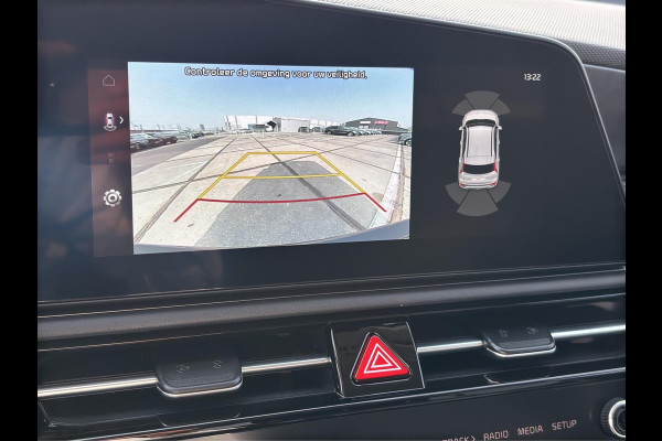 Kia Niro 1.6 GDi PHEV DynamicPlusLine Automaat | Leder | Stoel- en Stuurverwarming | Adapt. Cruise | Schuif/Kanteldak | Elektr. Achterklep |