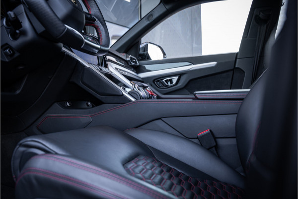 Lamborghini Urus 4.0 V8 - Panorama | Original Matte | 23'inch | B&O