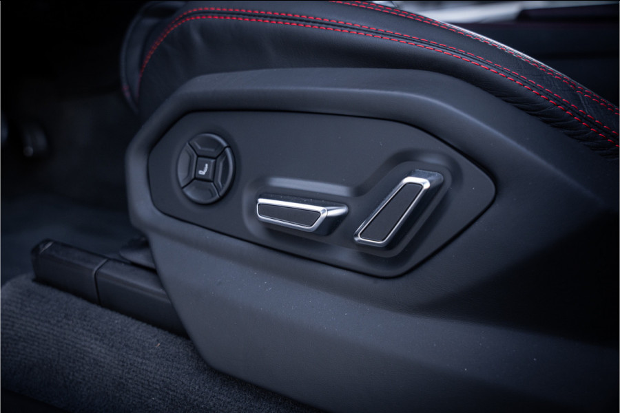 Lamborghini Urus 4.0 V8 - Panorama | Original Matte | 23'inch | B&O