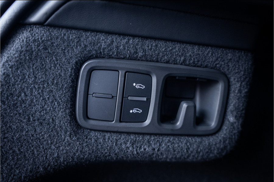 Lamborghini Urus 4.0 V8 - Panorama | Original Matte | 23'inch | B&O