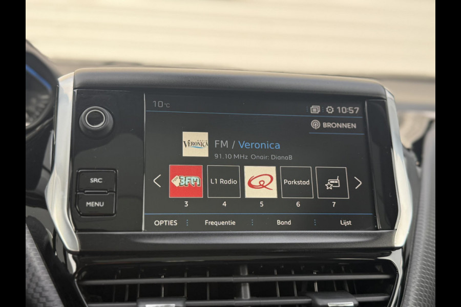 Peugeot 2008 1.2 PureTech Allure 2e Eigenaar|Navi|Pano|Camera|Clima|Cruise|PDC|N.A.P|APK tot 10-2027