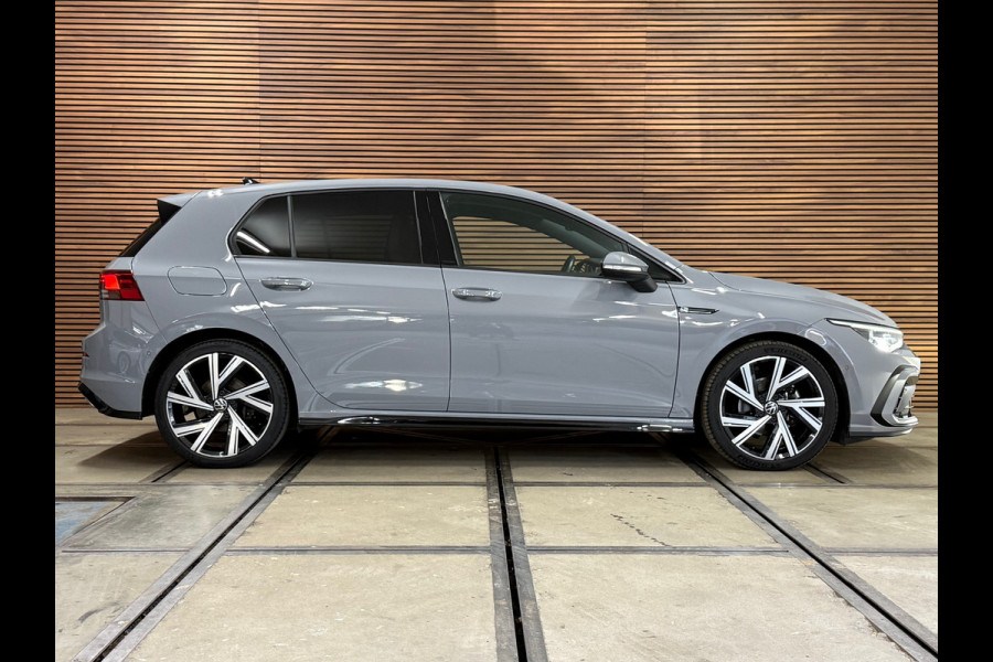 Volkswagen Golf 1.5 eTSI R-Line | IQ LED | Licht + Zicht | Discover Media | Camera | Comfort Pakket | CarPlay | DAB+ |