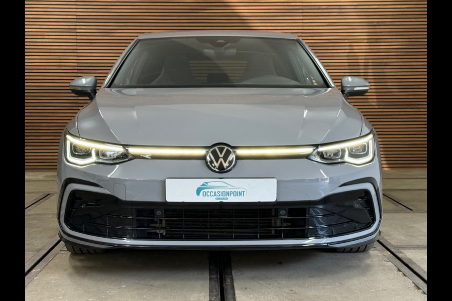 Volkswagen Golf 1.5 eTSI R-Line | IQ LED | Licht + Zicht | Discover Media | Camera | Comfort Pakket | CarPlay | DAB+ |