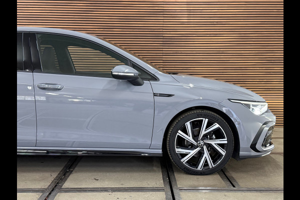 Volkswagen Golf 1.5 eTSI R-Line | IQ LED | Licht + Zicht | Discover Media | Camera | Comfort Pakket | CarPlay | DAB+ |