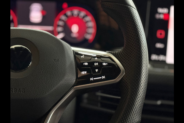 Volkswagen Golf 1.5 eTSI R-Line | IQ LED | Licht + Zicht | Discover Media | Camera | Comfort Pakket | CarPlay | DAB+ |