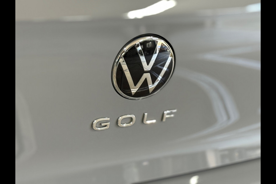 Volkswagen Golf 1.5 eTSI R-Line | IQ LED | Licht + Zicht | Discover Media | Camera | Comfort Pakket | CarPlay | DAB+ |