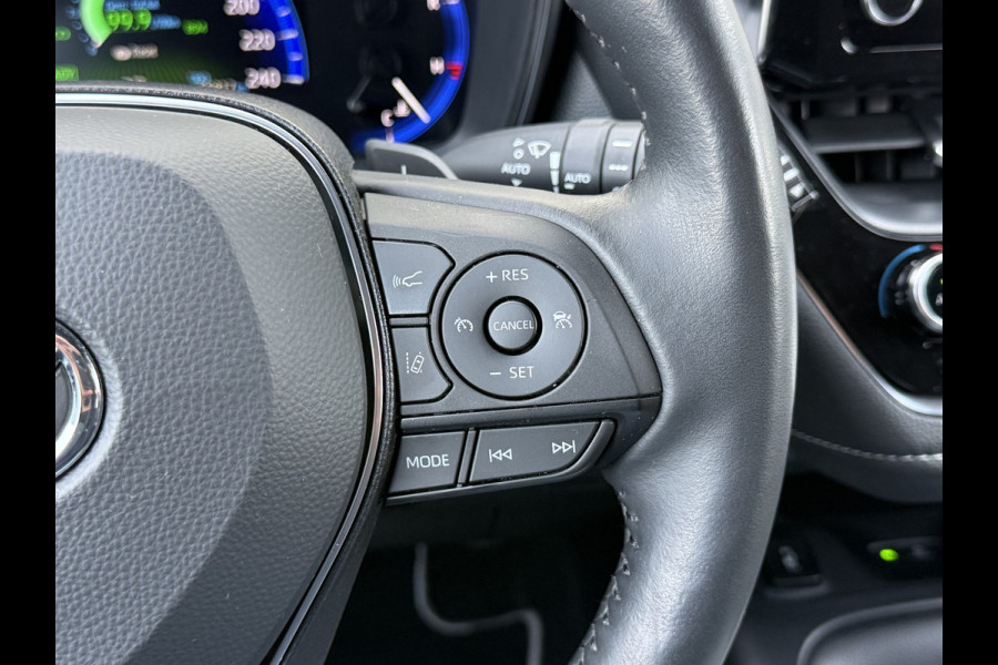 Toyota Corolla Touring Sports 2.0 Hybrid Team D | Trekhaak | CarPlay | ACC | Camera | LED | 17 inch