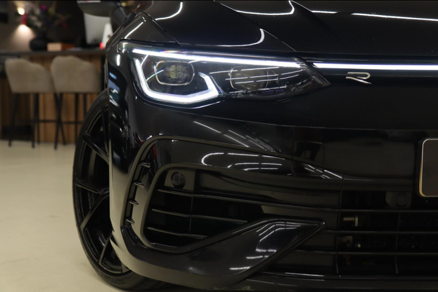 Volkswagen Golf 2.0 TSI R 4Motion PERFORMANCE /AKRA/PANO/HUD/IQ-LIGHT/H-K/BOMVOL