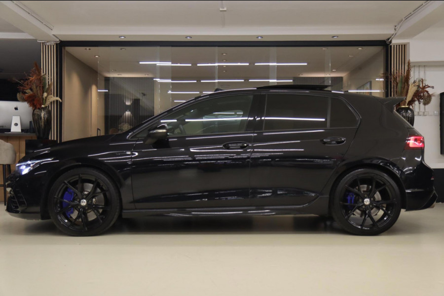 Volkswagen Golf 2.0 TSI R 4Motion PERFORMANCE /AKRA/PANO/HUD/IQ-LIGHT/H-K/BOMVOL