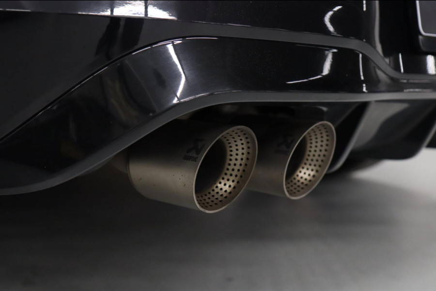 Volkswagen Golf 2.0 TSI R 4Motion PERFORMANCE /AKRA/PANO/HUD/IQ-LIGHT/H-K/BOMVOL