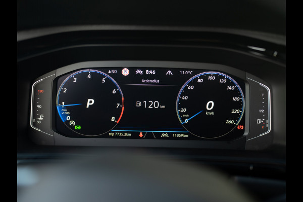 Volkswagen T-Roc 1.5 TSI R-Line Business | Panodak | 19'' | IQ Light | Trekhaak afnb. | Side Assist | Elk. A-klep | Prijs Rijklaar!!