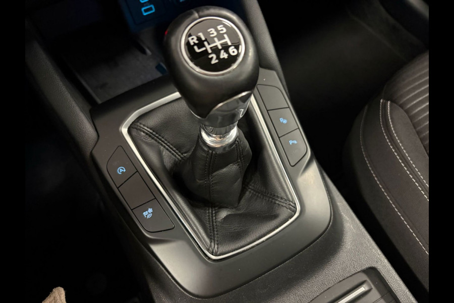 Ford Kuga 1.5 EcoBoost 150PK Titanium X*Stoelverwarming*Camera*Led*PDC*Navi*