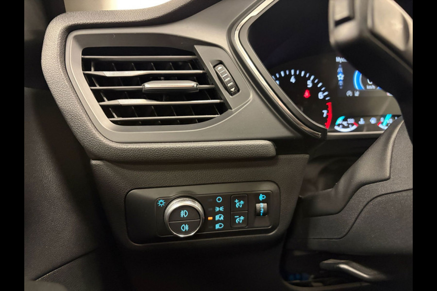 Ford Kuga 1.5 EcoBoost 150PK Titanium X*Stoelverwarming*Camera*Led*PDC*Navi*