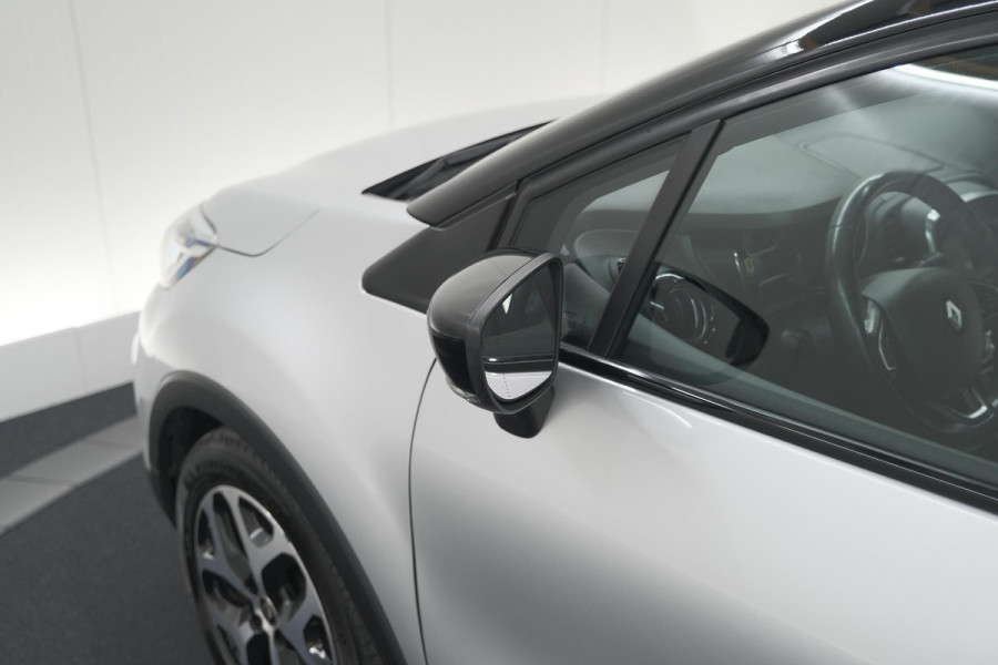 Renault Captur TCe 150 EDC Intens | Trekhaak | Navigatie | Parkeersensoren