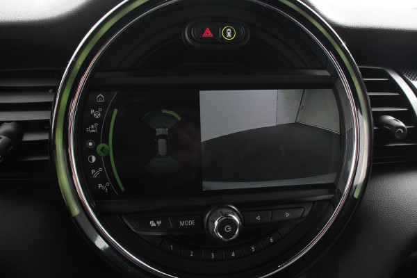 MINI Cooper Electric Charged 33 kWh | Leder | Climate Control | Cruise Control | Navigatie | Camera | Head up | Harman Kardon