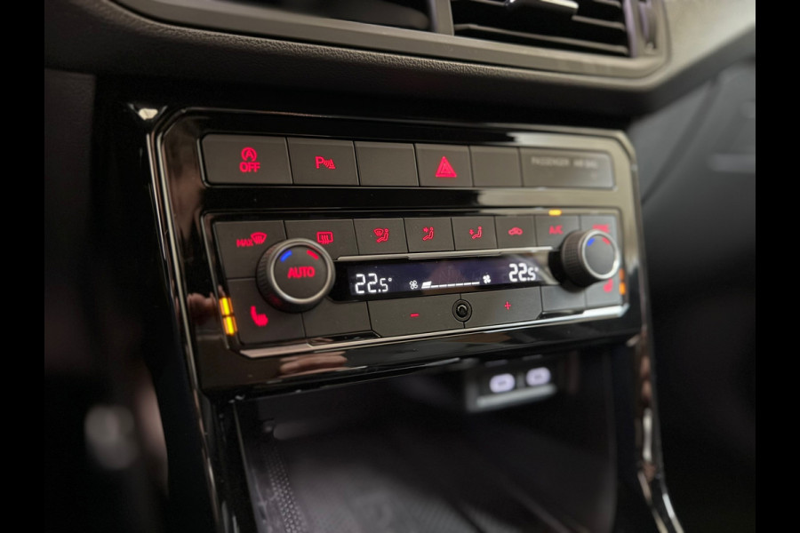 Volkswagen T-Cross 1.0 TSI R-Line Binnen/ Buiten | 110PK | Virtual | BEATS | Full LED | Camera | Discover Pro | Clima | Ambient