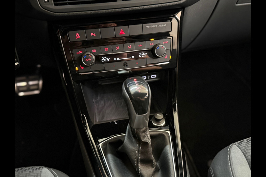 Volkswagen T-Cross 1.0 TSI R-Line Binnen/ Buiten | 110PK | Virtual | BEATS | Full LED | Camera | Discover Pro | Clima | Ambient