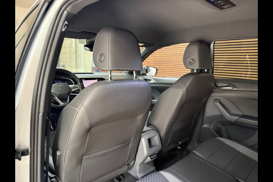 Volkswagen T-Cross 1.0 TSI R-Line Binnen/ Buiten | 110PK | Virtual | BEATS | Full LED | Camera | Discover Pro | Clima | Ambient