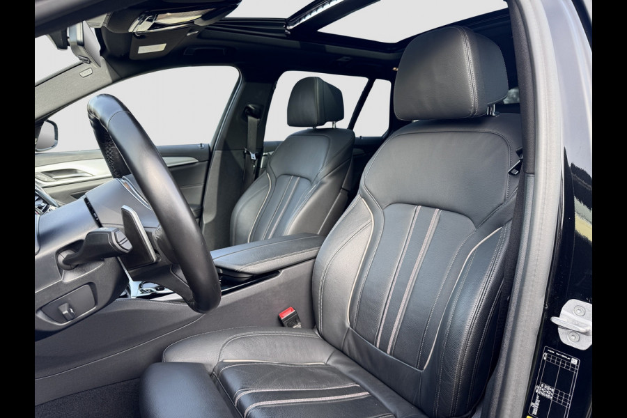 BMW 5 Serie Touring 530e xDrive | M-Sport | Pano | Trekhaak | Laser | Harman Kardon | Memory | Driving Ass. Pro | HUD | Keyless