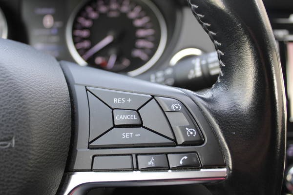 Nissan QASHQAI 1.3 DIG-T N-Connecta | Trekhaak | Panoramadak | Navigatie | 360 camera | Origin NL