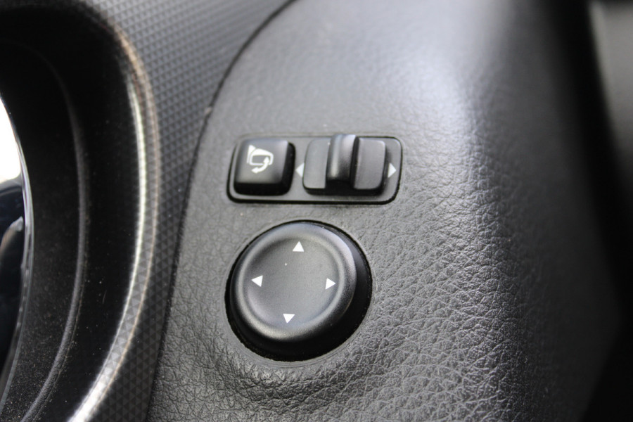 Nissan QASHQAI 1.3 DIG-T N-Connecta | Trekhaak | Panoramadak | Navigatie | 360 camera | Origin NL