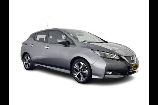 Nissan Leaf N-Connecta 40 kWh {SOH-90%} Aut. *HEAT-PUMP | ADAPTIVE-CRUISE | NAVI-FULLMAP | TOPVIEW | KEYLESS | BLINDSPOT |  DIGI-COCKPIT | HEATED-COMFORTSEATS | DAB | PRIVACYGLASS | ECC | PDC | CARPLAY | 17"ALU*