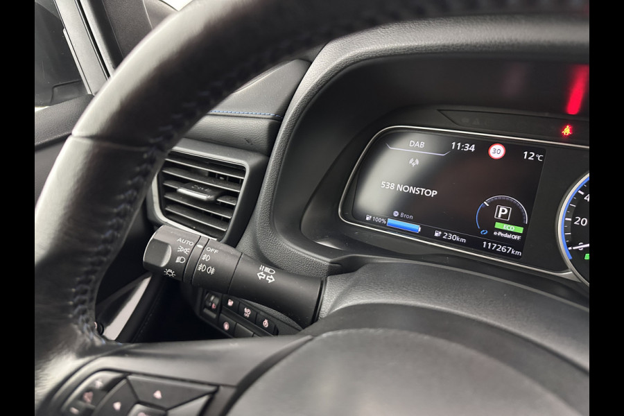 Nissan Leaf N-Connecta 40 kWh {SOH-90%} Aut. *HEATPUMP | ADAPTIVE-CRUISE | NAVI-FULLMAP | TOPVIEW | KEYLESS | BLINDSPOT |  DIGI-COCKPIT | HEATED-COMFORTSEATS | DAB | PRIVACYGLASS | ECC | PDC | CARPLAY | 17"ALU*