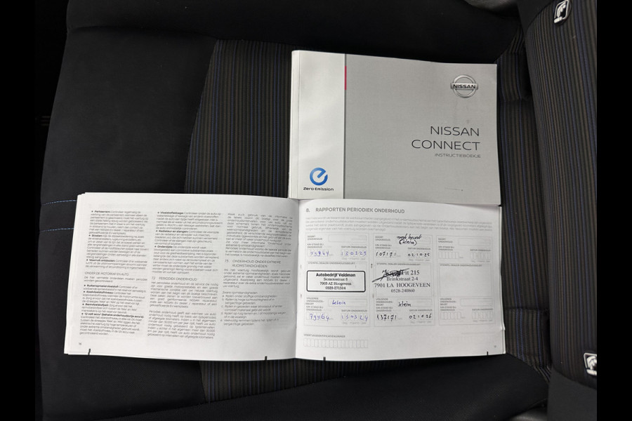 Nissan Leaf N-Connecta 40 kWh {SOH-90%} Aut. *HEATPUMP | ADAPTIVE-CRUISE | NAVI-FULLMAP | TOPVIEW | KEYLESS | BLINDSPOT |  DIGI-COCKPIT | HEATED-COMFORTSEATS | DAB | PRIVACYGLASS | ECC | PDC | CARPLAY | 17"ALU*