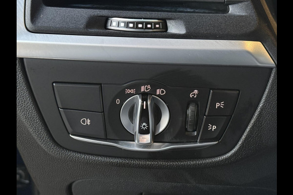 BMW X3 xDrive30e M SPORT | PANORAMA | TREKHAAK | HEAD UP | 21" LM VELGEN | SIDE ASSIST |